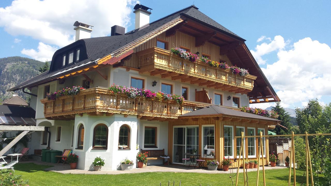 Haus-holzer * Mauterndorf (Salzburg)